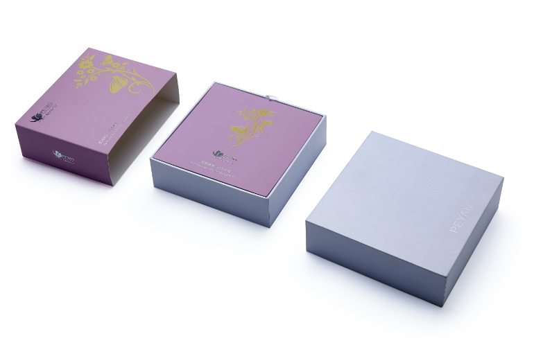 Luxury gift box cosmetic gift box wholesale